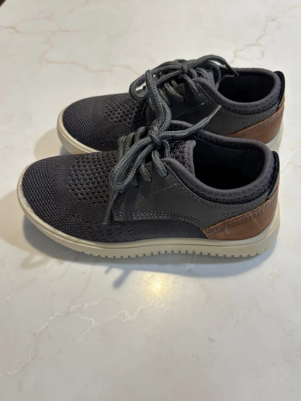 Steve Madden Lace-Up Sneakers Casual Black Tan Toddler Shoes Size 10
